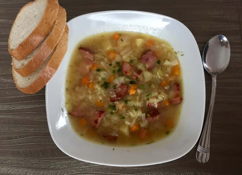 Pyszna i gęsta zupa parzybroda