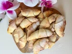 Szybkie rogaliki drożdżowe