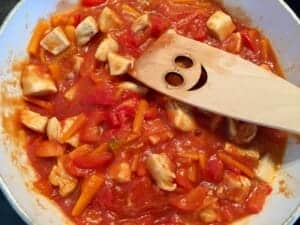 Kurczak z warzywami w sosie słodko-kwaśnym