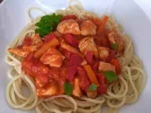 Kurczak z warzywami w sosie słodko-kwaśnym