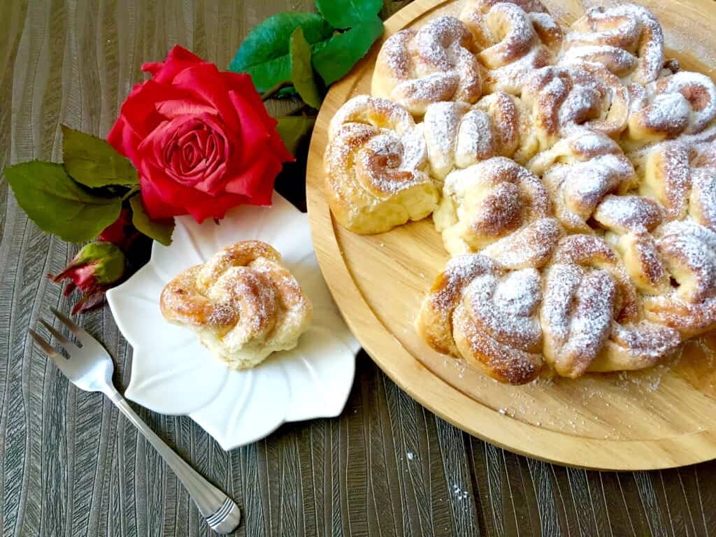 Różyczki drożdżowe