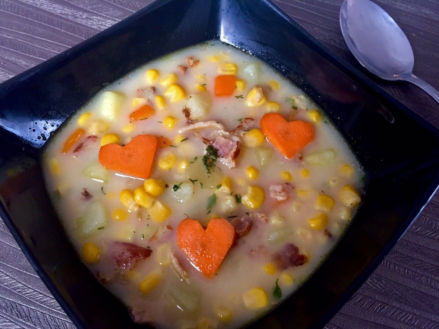 Pyszna i sycąca zupa na szybki obiad