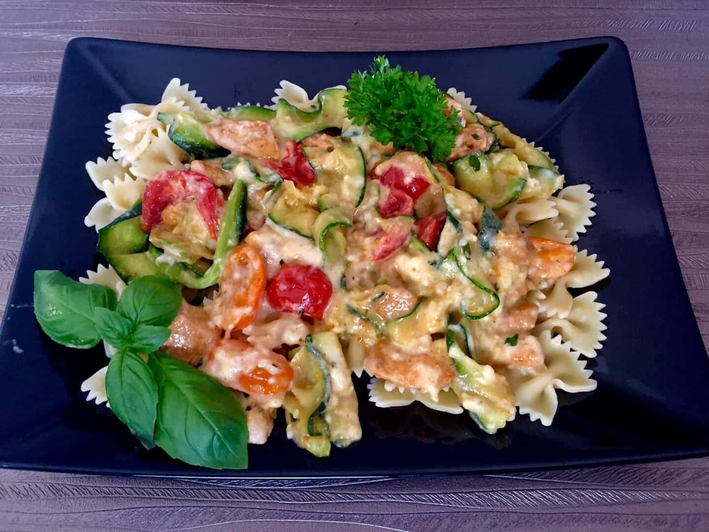 Kurczak z warzywami w sosie serowym - FullSizeRender7 3