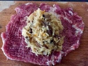 Karkówka z kapustą z grzybami