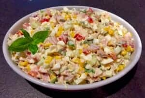 Pyszna sałatka z sosem czosnkowym - FullSizeRender11 2