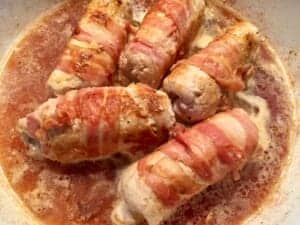 Duszenie rolad schabowych w sosie