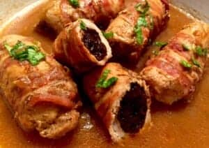 Schabowe roladki ze śliwką