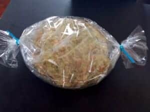 Karkówka w kapuście w folii do pieczenia w piekarniku