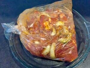 Mięso w marynacie w rękawie do pieczenia