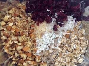 płatki orzechy żurawina i migdały