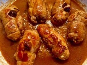 Zagęszczanie sosu do roladek z karkówki