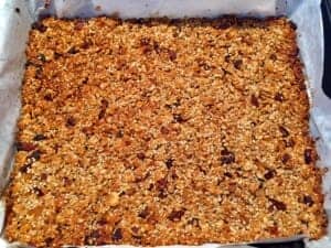 Pieczenie zdrowych ciasteczek owsianych w piekarniku.