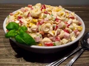 Sałatka z tortellini