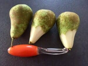 Winogronowe jeże - owocowe koreczki - FullSizeRender6 9