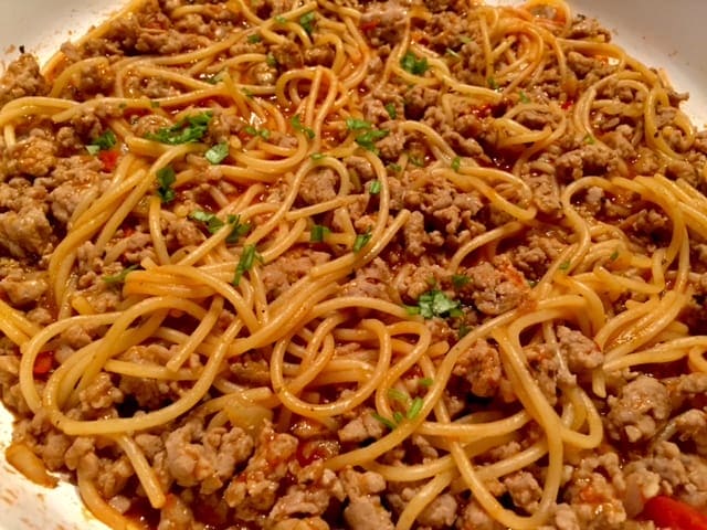 Jednogarnkowe spaghetti