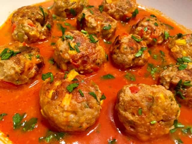 Klopsiki w sosie pomidorowym