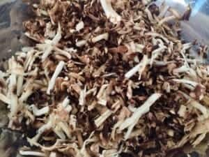 Starte pieczarki jako baza do farszu do rolady serowej