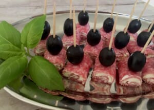 Koreczki z salami - BFF8B13A C151 4CE8 ACF2 5D20A47AFABE