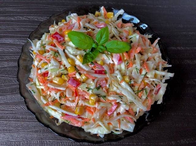 Wiosenna surówka a’la Coleslaw