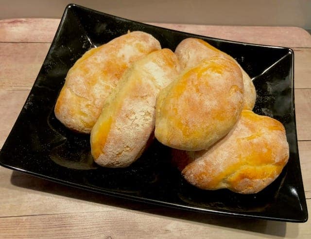 domowe puszyste bułki jogurtowe