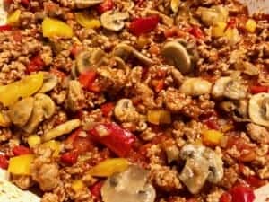 pieczarki w zapiekance ziemniaczanej