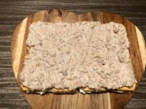 Sałatka z tuńczyka na krakersach - IMG 3925