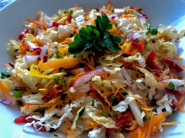 Surówka z kapusty pekińskiej