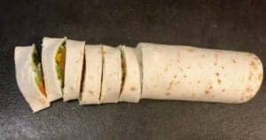 Rollsy z łososiem - koreczki z tortilli - IMG 3886