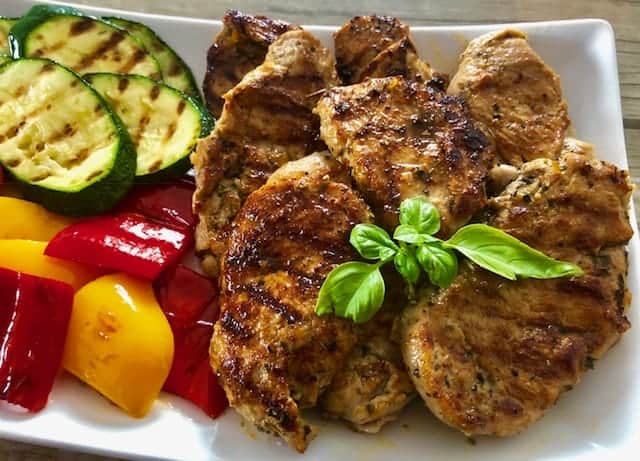 Polędwiczki z grilla w ziołowo-miodowej marynacie