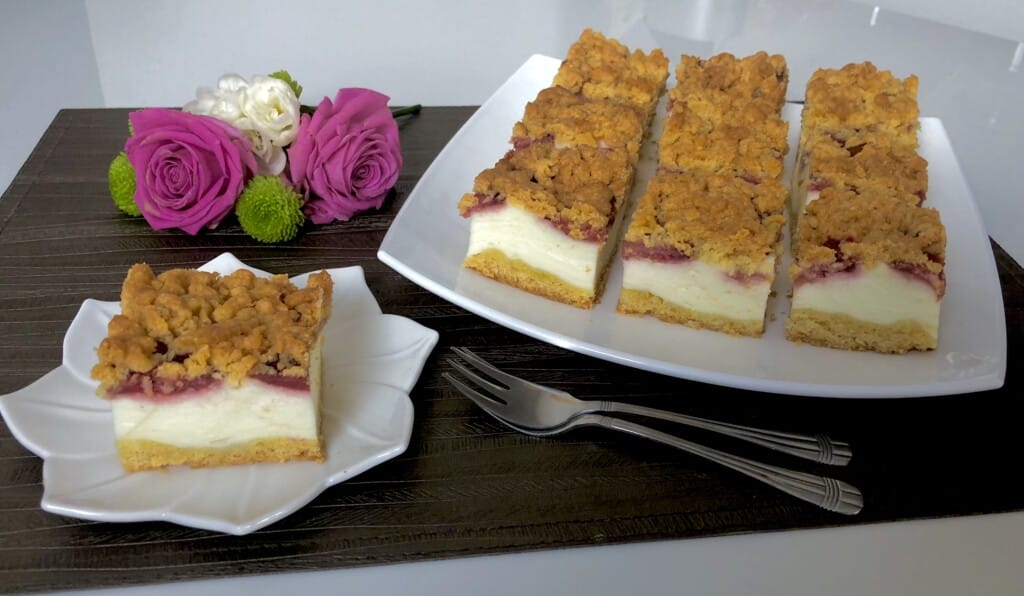 Ciasto styropian z truskawkami