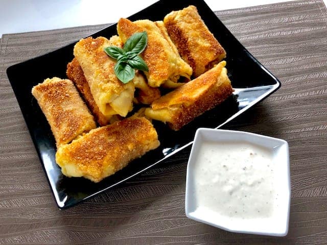 Krokiety z kurczakiem, mozzarellą i warzywami