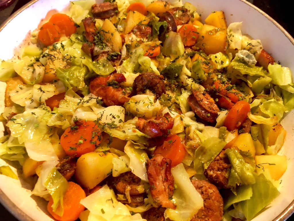 Młoda kapusta po chłopsku – czyli wiosenny jednogar w 30 minut ;)