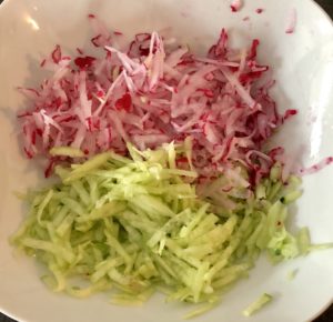 Chłodnik z ogórków i rzodkiewki - C9CA4783 9D29 442D ABE3 E90F17A3C0F7