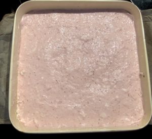 Sernik na zimno na jogurtach greckich z musem truskawkowym i chrupiącym czekoladowym spodem - DD752384 9B9F 4DB1 80FF AA831B080545