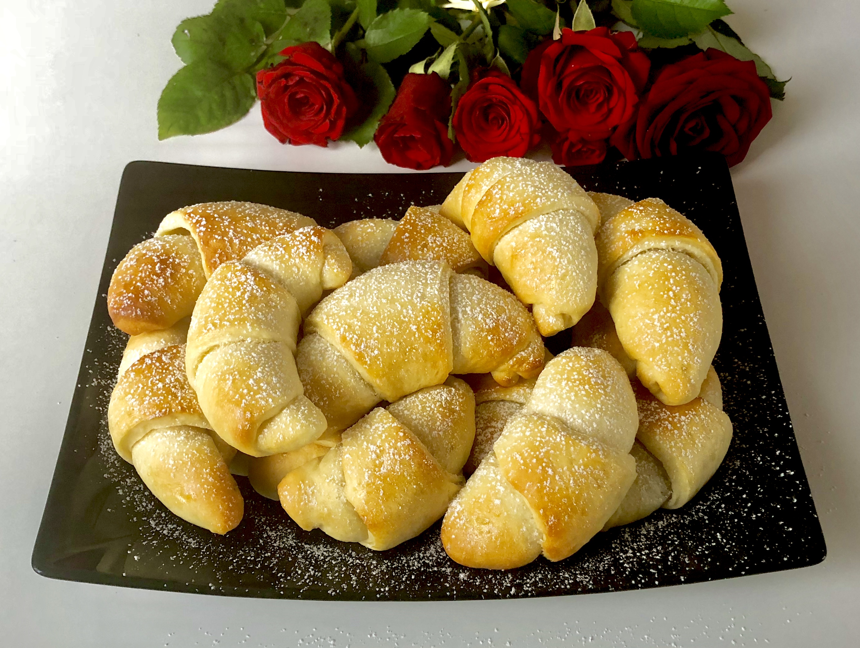 Rogaliki z czekoladą