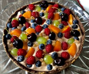 Czekoladowa tarta z kremem i owocami - 34388403 706F 4DFB AD34 EE03F22F17B4