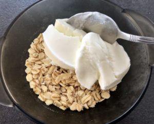 Nocna owsianka bez gotowania, czyli zdrowe i szybkie śniadanie! - D946D94D 7B61 4DB2 B4A4 520CC14E2FF2