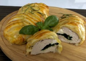 Faszerowany filet z kurczaka zapiekany w cieście francuskim - E9317D46 C07F 43F4 8E0A 014CE8725FCA