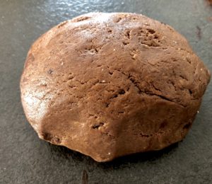 Czekoladowa tarta z kremem i owocami - EE9BE8A2 6D1E 4DE2 9E8A 1A01FD8304E9