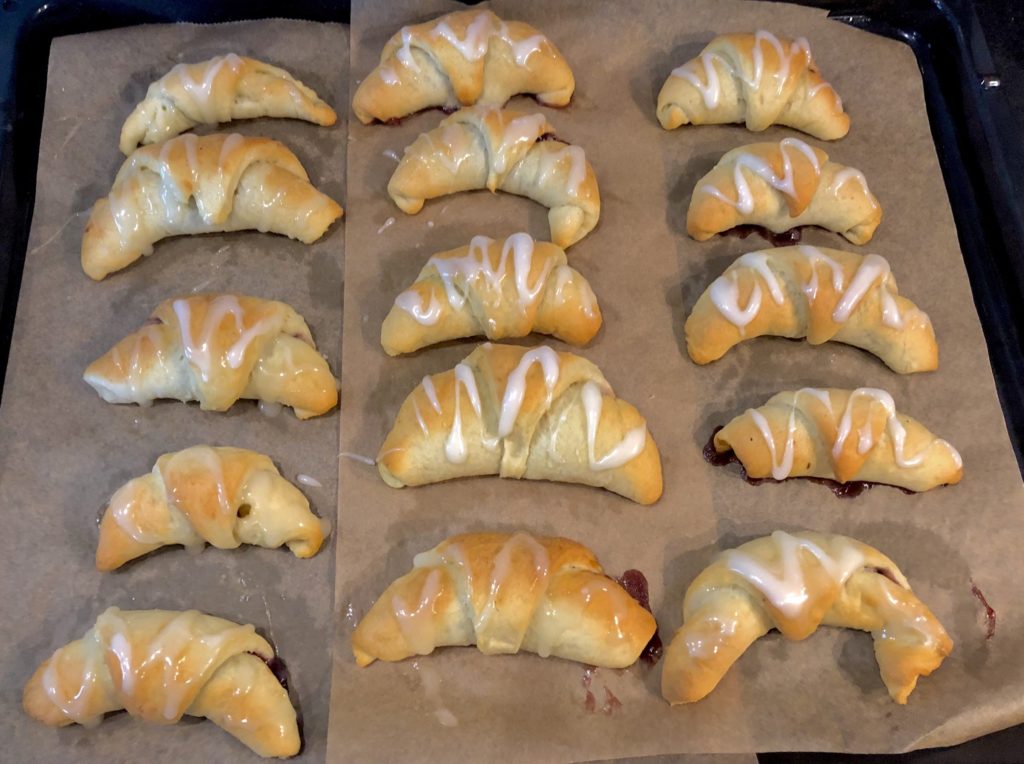 Rogaliki kruche drożdżowe