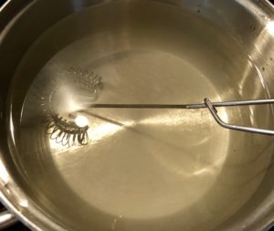 Koreczki z ogórków w zalewie - przetwory na zimę - 62BC276B 9381 4AE2 ABC1 F40F74329F9D