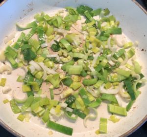 Makaron z klopsikami w sosie pieczarkowo-porowym - 24E9DCFB D23E 4A51 8671 594136CE6C76