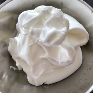 Sernik z gruszkami i czekoladą - 38AD4E52 6915 475A B94F 05E5F2DDF38E