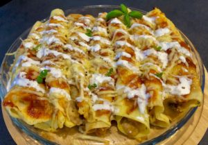 Naleśniki o smaku pizzy, naleśniki faszerowane kurczakiem