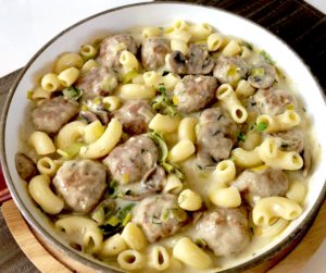 Makaron z klopsikami w sosie pieczarkowo-porowym - 565A9D89 8963 4ADE 88D8 88805B52BE15