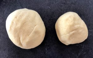 Kruche ciasto ze śliwkami i masą budyniową - 7D6C561D 93F4 4572 899B 8464126BE390