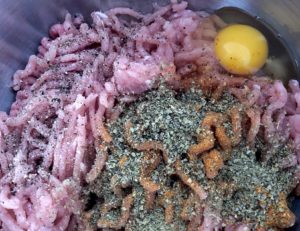 Jesienna zupa klopsikowa - 9C2C4A6A 2B39 4450 B9D5 95787D1F9C0A e1572515129201