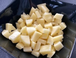 Zupa ze świeżych ogórków z klopsikami i serkiem topionym - C28613FD C0E1 4EAD BA8A 7CE1850DC91C