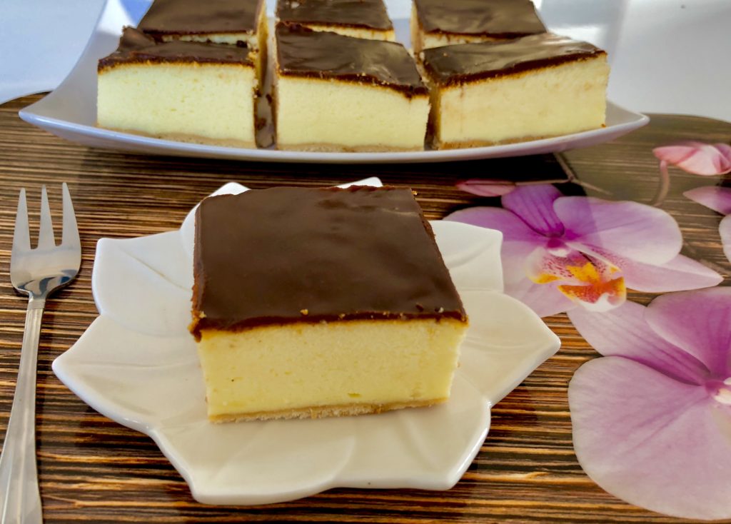 Puszysty sernik z mlekiem w proszku