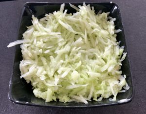 Zupa ze świeżych ogórków z klopsikami i serkiem topionym - D11D8217 F7CC 4949 B19A 0AABA2891DA9